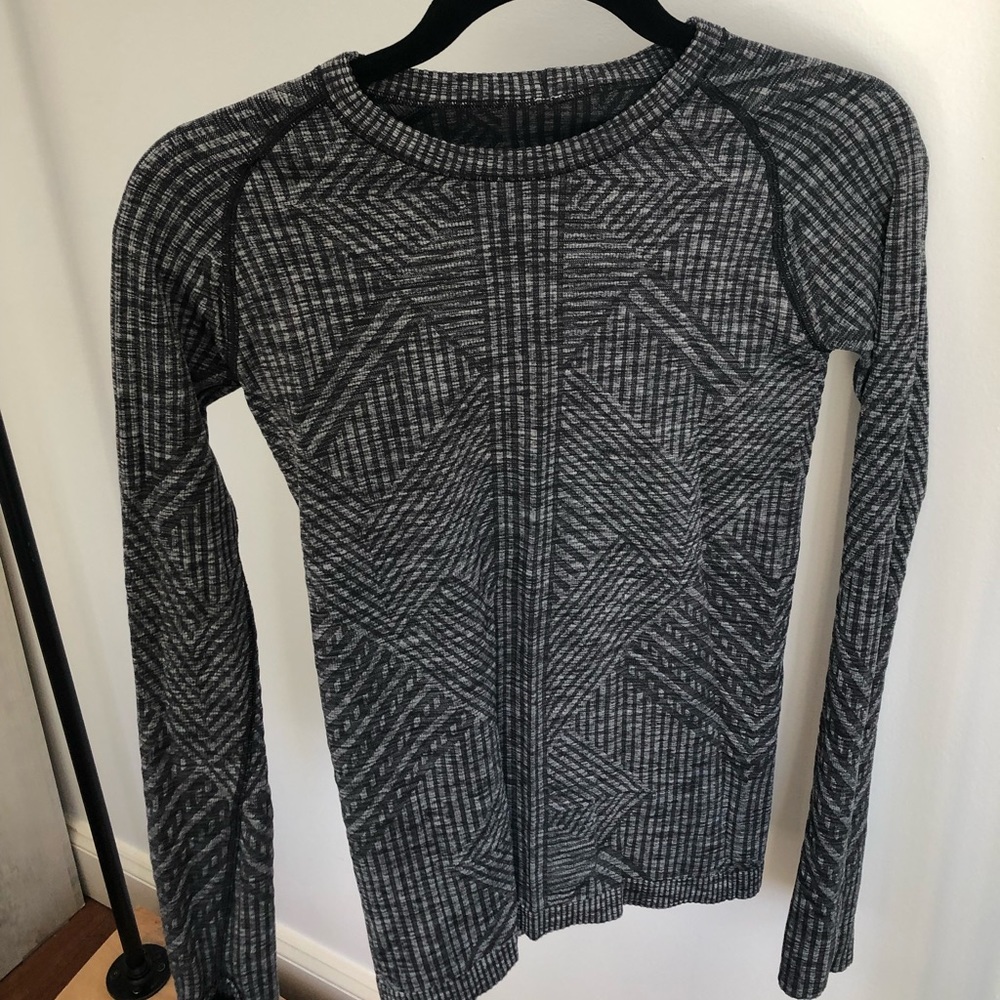 Lululemon Long Sleeve Workout Top